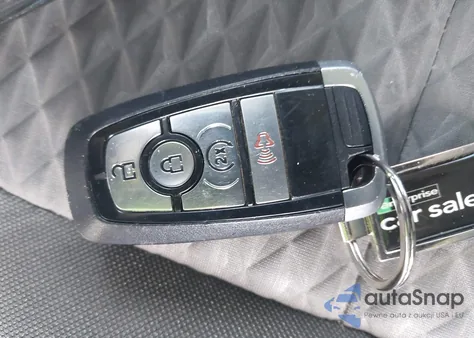 2021 Ford Escape Se Hybrid z USA, uszkodzony, nr VIN 1FMCU9BZ4MUB05331